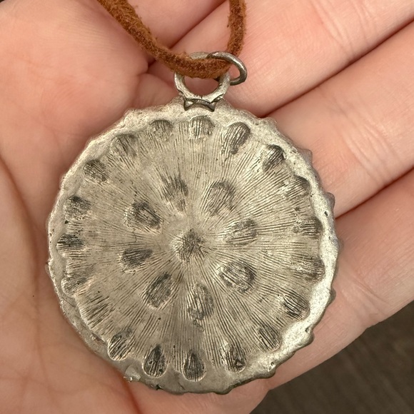 Robert Rose Faux Turquoise and Coral Medallion Necklace - Picture 8 of 13